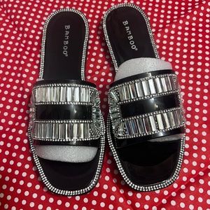Rhinestone flat Sandal